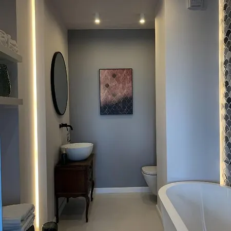 דירה Ivy ורשה